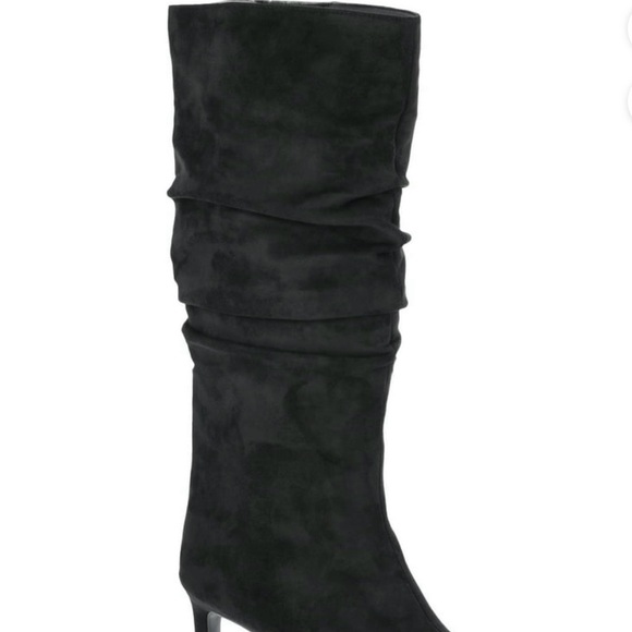 Elegant Black Suede Heeled Boots for Women - Picture 3 of 3